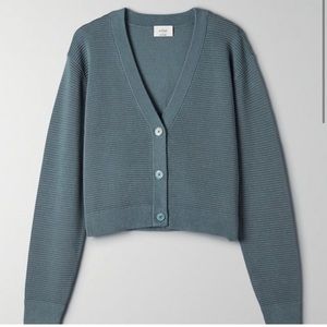 Aritzia Wilfred Light cropped cardigan Shadow Blue